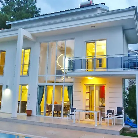ölüdeniz Ovacık Villa Fethiye